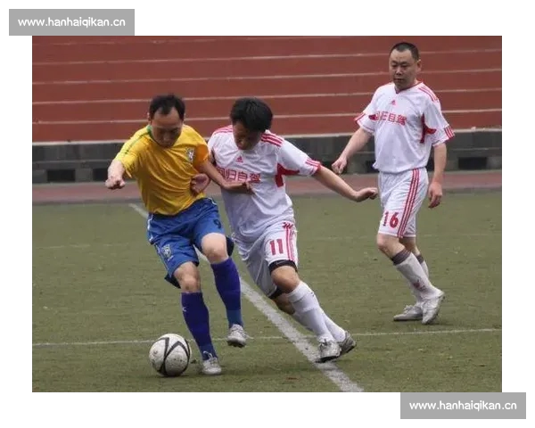 全景呈现顶级足球赛事高清直播尽享实时激情与专业解说盛宴体验